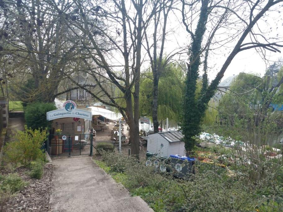 Apartament Le Morardinet Chartres Zewnętrze zdjęcie